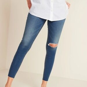 Old Navy Distressed Rockstar Super Skinny Ankle Jeggings Size 24